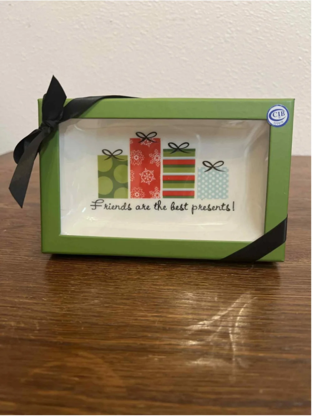Oak Patch Gifts Friends Are the Best Presents Porcelain Dish Tray New Holiday